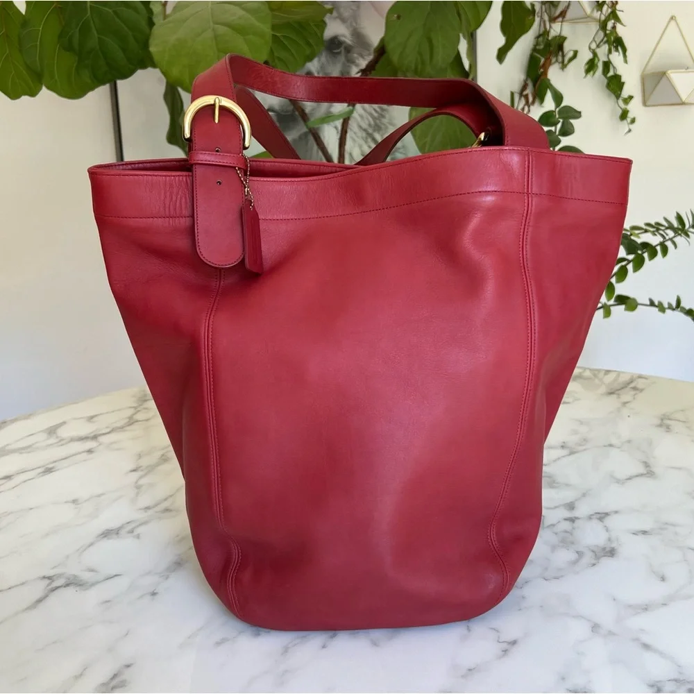 COACH Vintage XL Soho Duffle Tote Shoulder Bag 4082 Red Glovetanned Leather USA